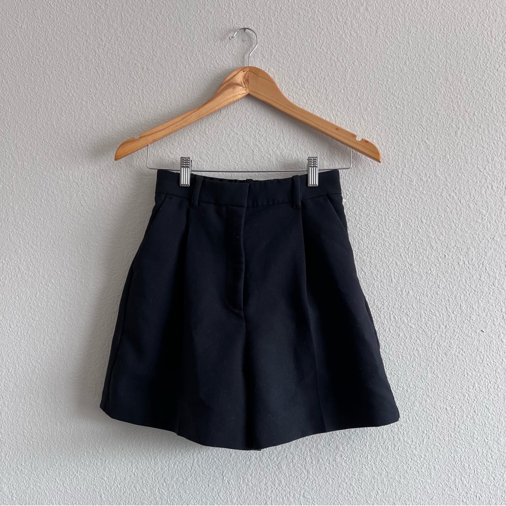 Abercrombie & Fitch Black Women's Shorts